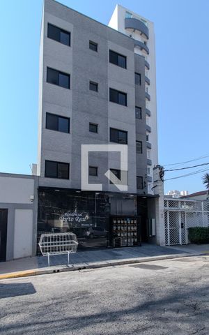 Apartamento para alugar com 45m², 2 quartos e sem vaga Apartamento para alugar com 45m², 2 quartos e sem vagaFachada