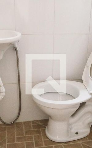 Casa à venda com 130m², 3 quartos e 2 vagas Casa à venda com 130m², 3 quartos e 2 vagasLavabo