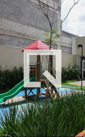Apartamento para alugar com 31m², 1 quarto e sem vaga Apartamento para alugar com 31m², 1 quarto e sem vagaÁrea comum - Playground