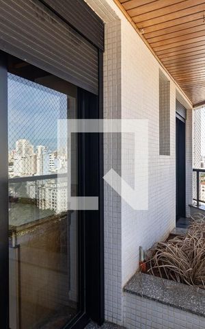 Apartamento para alugar com 180m², 4 quartos e 3 vagas Apartamento para alugar com 180m², 4 quartos e 3 vagasVaranda do Quarto 3