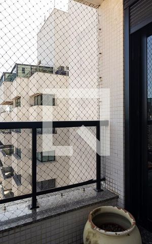 Apartamento para alugar com 180m², 4 quartos e 3 vagas Apartamento para alugar com 180m², 4 quartos e 3 vagasVaranda da Suíte 2