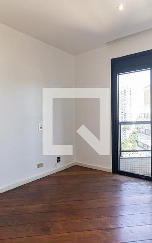 Apartamento para alugar com 180m², 4 quartos e 3 vagas Apartamento para alugar com 180m², 4 quartos e 3 vagasQuarto 4