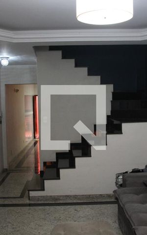 Casa para alugar com 200m², 3 quartos e 4 vagasSala