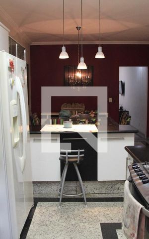 Casa para alugar com 200m², 3 quartos e 4 vagasCozinha