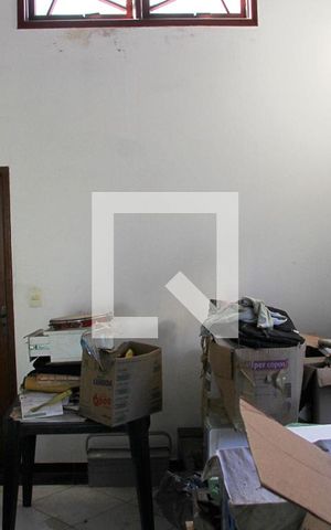 Casa para alugar com 200m², 3 quartos e 4 vagasVaranda Localizada no 2 andar