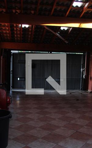 Casa para alugar com 200m², 3 quartos e 4 vagasGaragem