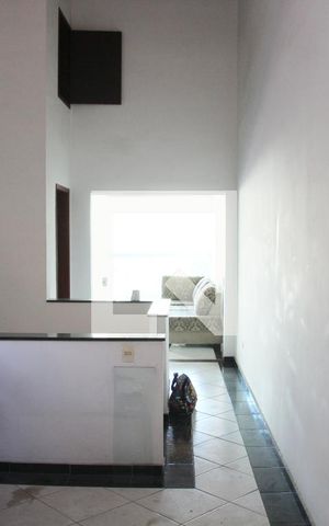 Casa para alugar com 200m², 3 quartos e 4 vagasVaranda Localizada no 2 andar