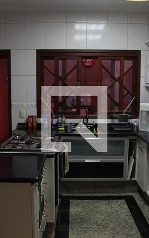 Casa para alugar com 200m², 3 quartos e 4 vagasCozinha