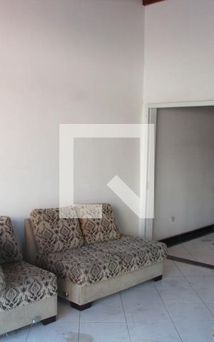 Casa para alugar com 200m², 3 quartos e 4 vagasVaranda Localizada no 2 andar