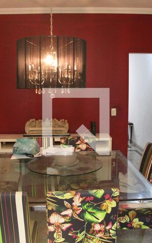 Casa para alugar com 200m², 3 quartos e 4 vagasCozinha