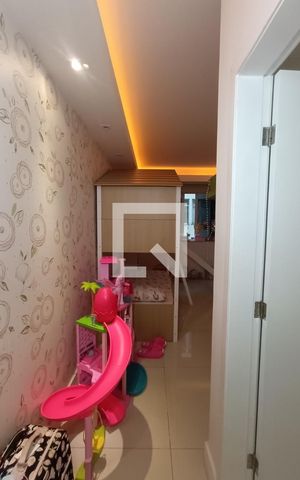 Apartamento à venda com 278m², 4 quartos e 1 vaga Apartamento à venda com 278m², 4 quartos e 1 vagaSuíte 2