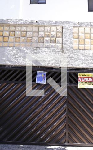 Casa para alugar com 135m², 4 quartos e 2 vagasFachada