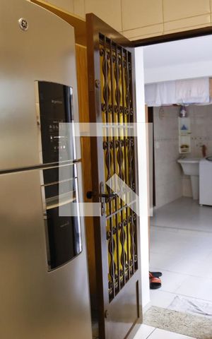 Casa para alugar com 135m², 4 quartos e 2 vagasCozinha