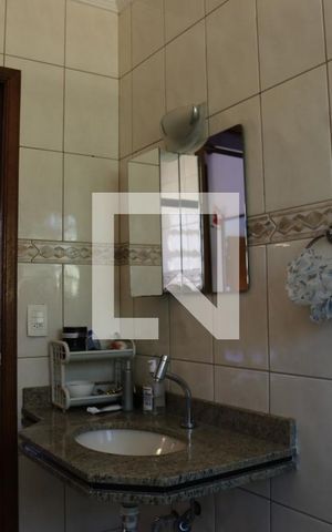 Casa para alugar com 135m², 4 quartos e 2 vagasBanheiro da Suíte 2