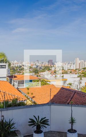 Apartamento para alugar com 130m², 2 quartos e 2 vagasVista da Suíte 2