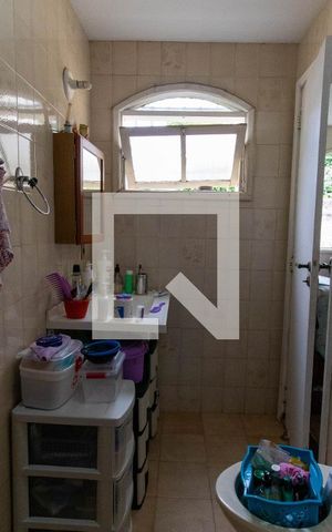 Casa à venda com 710m², 4 quartos e 4 vagas Casa à venda com 710m², 4 quartos e 4 vagasSuíte 2