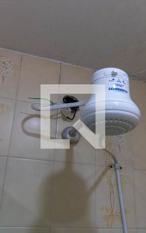 Casa à venda com 710m², 4 quartos e 4 vagas Casa à venda com 710m², 4 quartos e 4 vagasBanheiro