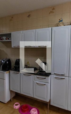 Casa à venda com 710m², 4 quartos e 4 vagas Casa à venda com 710m², 4 quartos e 4 vagasCozinha