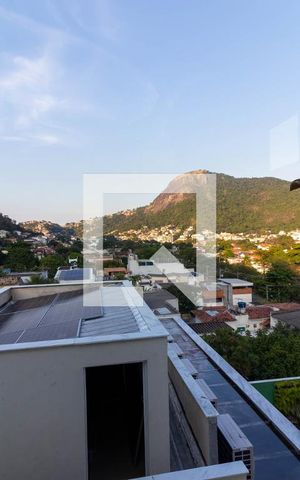 Casa de condomínio à venda com 354m², 5 quartos e 2 vagasVista Suíte Master Andar Superior