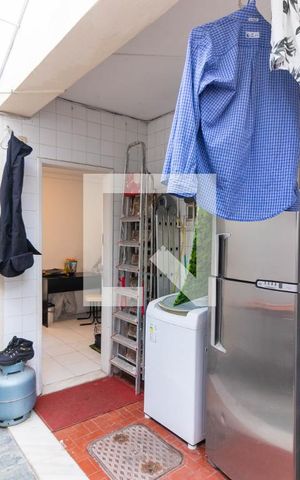 Casa de condomínio à venda com 354m², 5 quartos e 2 vagasÁrea de Serviço 