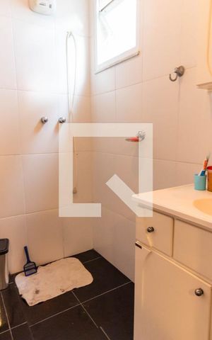 Casa de condomínio à venda com 354m², 5 quartos e 2 vagasBanheiro Suíte 3 Andar Superior