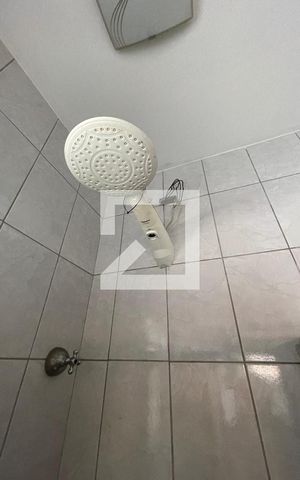 Casa para alugar com 170m², 5 quartos e 3 vagas Casa para alugar com 170m², 5 quartos e 3 vagasBanheiro quarto 4