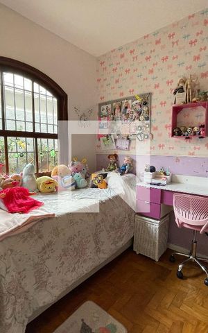 Casa para alugar com 170m², 5 quartos e 3 vagas Casa para alugar com 170m², 5 quartos e 3 vagasQuarto 1