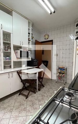 Casa para alugar com 170m², 5 quartos e 3 vagas Casa para alugar com 170m², 5 quartos e 3 vagasCozinha