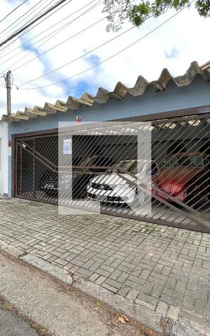 Casa para alugar com 170m², 5 quartos e 3 vagas Casa para alugar com 170m², 5 quartos e 3 vagasFachada