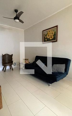 Casa para alugar com 170m², 5 quartos e 3 vagas Casa para alugar com 170m², 5 quartos e 3 vagasSala