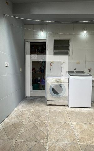 Casa para alugar com 170m², 5 quartos e 3 vagas Casa para alugar com 170m², 5 quartos e 3 vagasÁrea de Serviço
