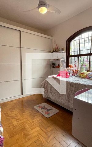 Casa para alugar com 170m², 5 quartos e 3 vagas Casa para alugar com 170m², 5 quartos e 3 vagasQuarto 1