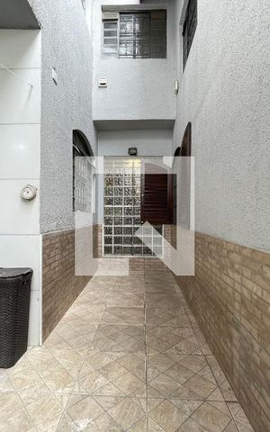 Casa para alugar com 170m², 5 quartos e 3 vagas Casa para alugar com 170m², 5 quartos e 3 vagasQuintal