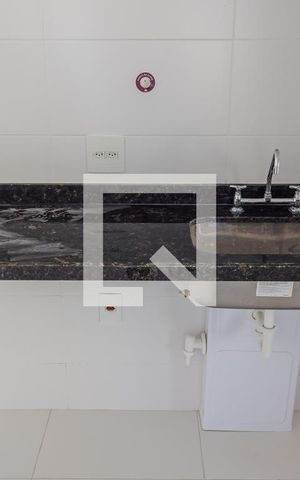 Apartamento à venda com 64m², 2 quartos e 1 vaga Apartamento à venda com 64m², 2 quartos e 1 vagaCozinha