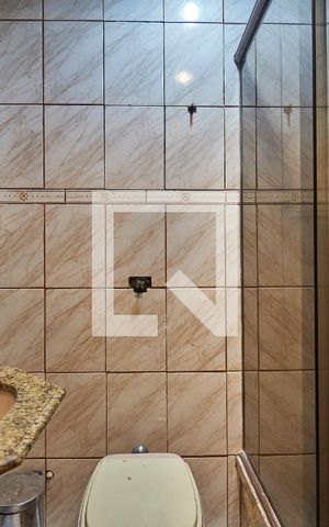 Apartamento à venda com 73m², 2 quartos e 1 vaga Apartamento à venda com 73m², 2 quartos e 1 vagaBanheiro Social