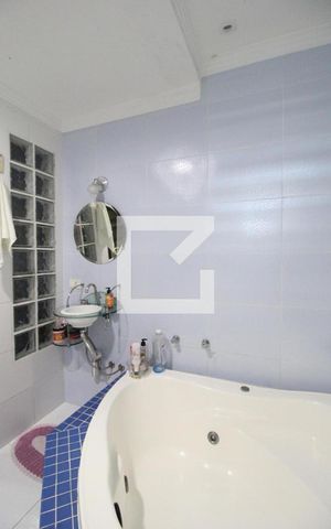 Casa para alugar com 300m², 2 quartos e 2 vagasBanheiro da Suíte
