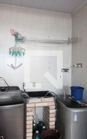 Casa para alugar com 300m², 2 quartos e 2 vagasÁrea de Serviço