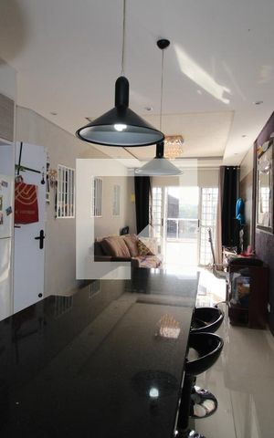 Casa para alugar com 300m², 2 quartos e 2 vagasSala/Cozinha