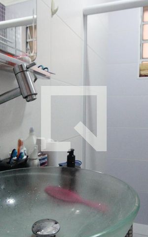 Casa para alugar com 300m², 2 quartos e 2 vagasBanheiro 2 