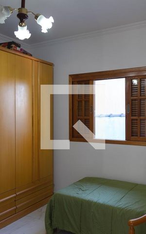 Casa à venda com 190m², 3 quartos e 4 vagas Casa à venda com 190m², 3 quartos e 4 vagasQuarto 1