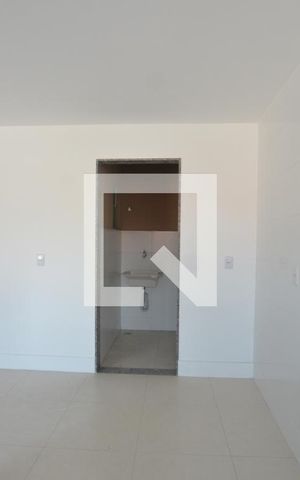 Apartamento à venda com 100m², 2 quartos e 1 vagaCozinha