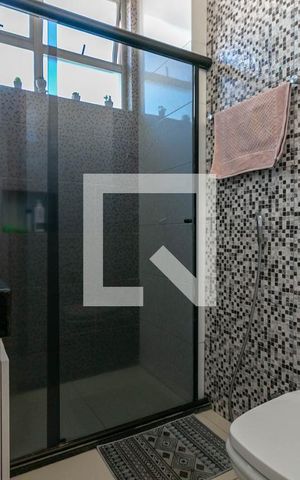 Apartamento à venda com 93m², 2 quartos e sem vagaBanheiro 