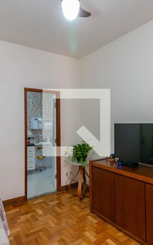 Apartamento à venda com 93m², 2 quartos e sem vagaSala