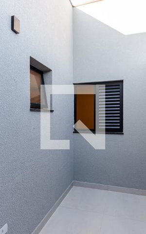 Casa à venda com 131m², 3 quartos e 2 vagas Casa à venda com 131m², 3 quartos e 2 vagasQuintal