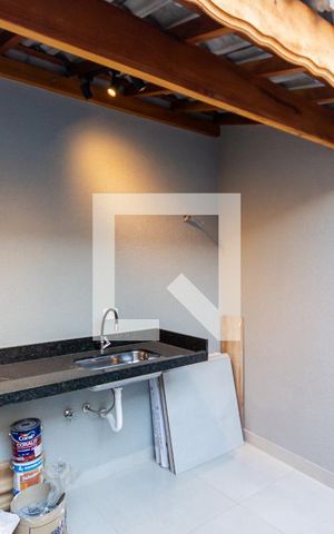 Casa à venda com 131m², 3 quartos e 2 vagas Casa à venda com 131m², 3 quartos e 2 vagasEspaço Gourmet