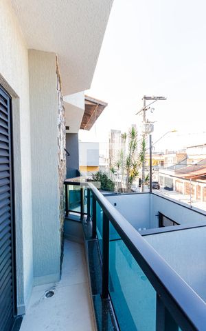 Casa à venda com 131m², 3 quartos e 2 vagas Casa à venda com 131m², 3 quartos e 2 vagasVaranda Quarto 3 suíte