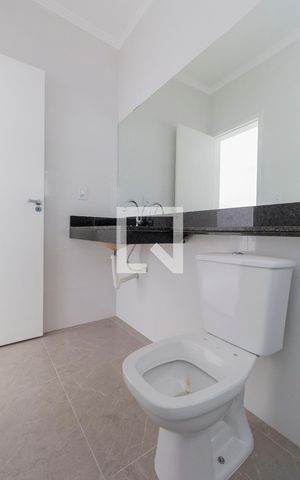 Casa à venda com 430m², 3 quartos e 4 vagas Casa à venda com 430m², 3 quartos e 4 vagasBanheiro Suíte 1