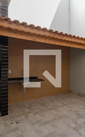 Casa à venda com 430m², 3 quartos e 4 vagas Casa à venda com 430m², 3 quartos e 4 vagasChurrasqueira