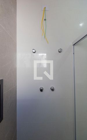 Casa à venda com 430m², 3 quartos e 4 vagas Casa à venda com 430m², 3 quartos e 4 vagasBanheiro Suíte 1