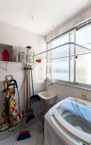 Apartamento à venda com 92m², 2 quartos e 1 vagaÁrea de Serviço
